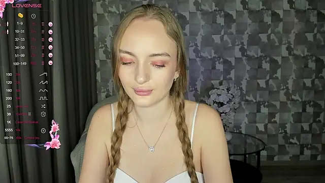 A delina online show from 4, 2, 2025