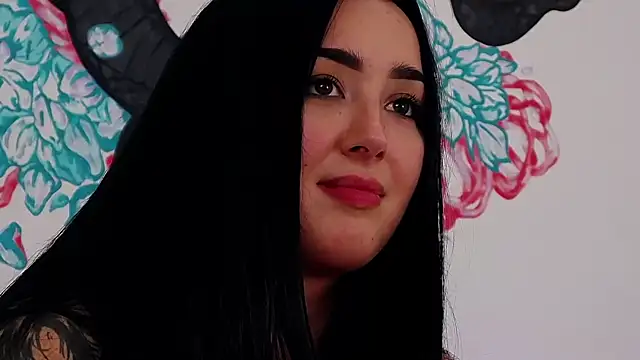 Snapshot of KimKhallifa chatting on 19, 1, 2025 KimKhallifa online show from 19, 1, 2025