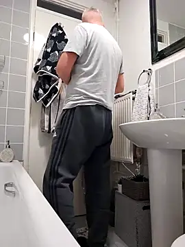 Naked Uk Guy online show from 29, 1, 2025