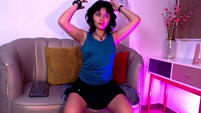 LuciaFerrero online show from 30, 1, 2025