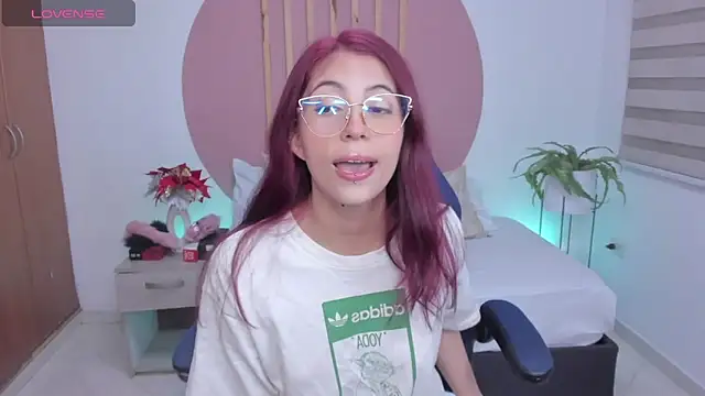 sweetpeach 20 online show from 12, 2, 2025