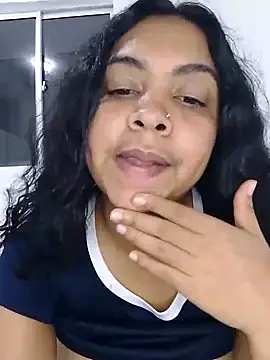 Snapshot of Brendabluee chatting on 5, 1, 2025 Brendabluee online show from 5, 1, 2025