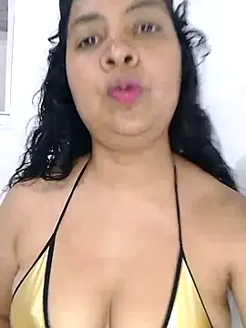 Snapshot of Brendabluee chatting on 13, 3, 2025 Brendabluee online show from 13, 3, 2025