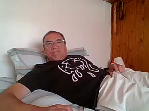 Snapshot of santiagon2015 chatting on 26, 1, 2025 santiagon2015 online show from 26, 1, 2025