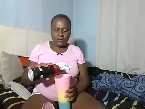 Snapshot of ThamiXX chatting on 15, 1, 2025 ThamiXX online show from 15, 1, 2025