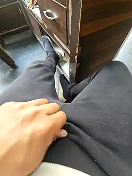 Snapshot of pyasevickybabu563 chatting on 6, 3, 2025 pyasevickybabu563 online show from 6, 3, 2025