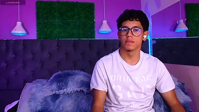 RyanPricee online show from 14, 4, 2026