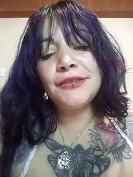 Miss Amelie online show from 1, 3, 2025