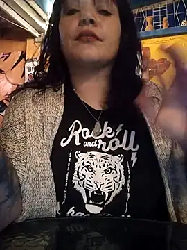 Miss Amelie online show from 11, 3, 2025