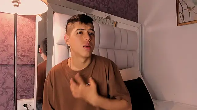 Angel Khouri online show from 1, 2, 2025