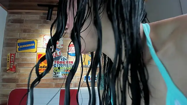 miss   evangeline online show from 10, 10, 2025