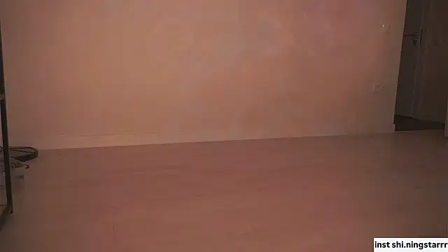 alittlestarrr online show from 3, 2, 2025