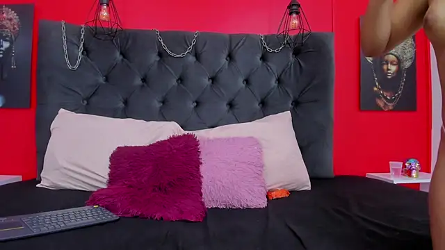 Snapshot of Amara_Cape chatting on 10, 1, 2025 Amara Cape online show from 10, 1, 2025