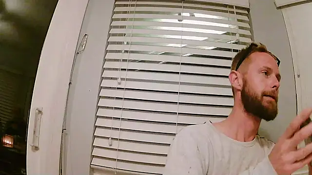 Snapshot of bjay1210 chatting on 8, 1, 2025 bjay1210 online show from 8, 1, 2025