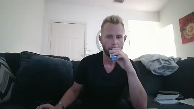 Snapshot of bjay1210 chatting on 17, 9, 2025 bjay1210 online show from 17, 9, 2025