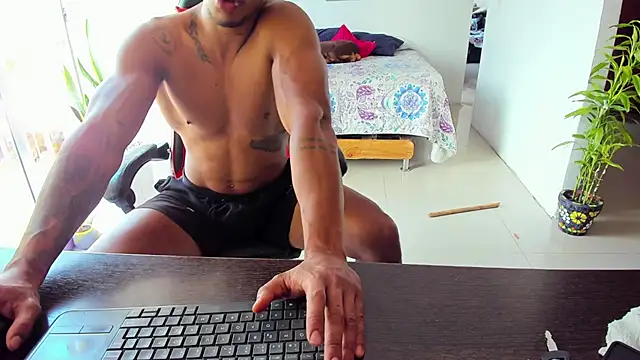 Adam Valenciia online show from 20, 10, 2025