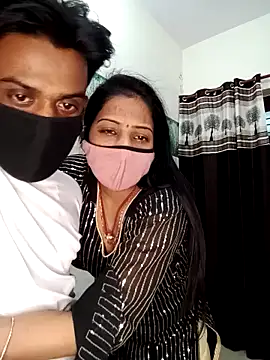 Snapshot of Best-Couple chatting on 8, 2, 2025 Best-Couple online show from 8, 2, 2025