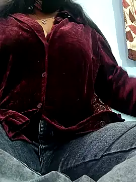 Hayna G online show from 11, 1, 2025