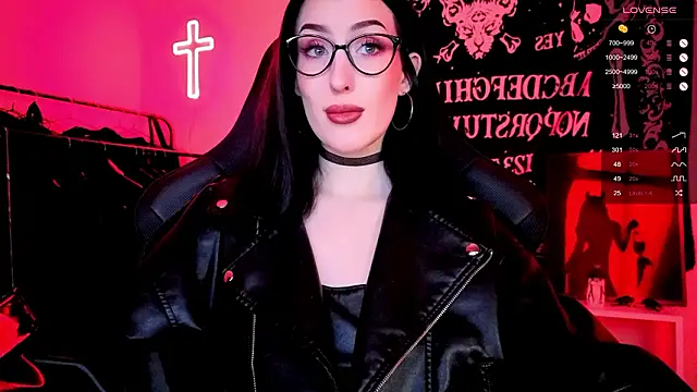 Miss Alice   online show from 18, 2, 2026