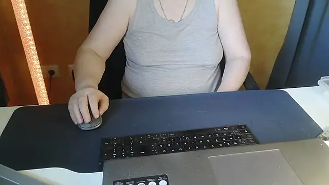 Snapshot of Sweet_Phoenix chatting on 19, 6, 2026 Sweet Phoenix online show from 19, 6, 2026