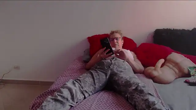 milchanel online show from 28, 12, 2024