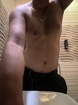 Snapshot of skyisthelimit12 chatting on 1, 11, 2025 skyisthelimit12 online show from 1, 11, 2025