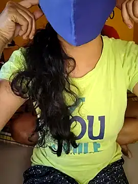 Snapshot of lovelygirl4567 chatting on 4, 2, 2025 lovelygirl4567 online show from 4, 2, 2025