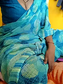 Snapshot of lovelygirl4567 chatting on 6, 2, 2025 lovelygirl4567 online show from 6, 2, 2025