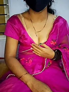 Snapshot of lovelygirl4567 chatting on 18, 2, 2025 lovelygirl4567 online show from 18, 2, 2025