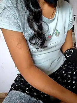 Snapshot of lovelygirl4567 chatting on 1, 3, 2025 lovelygirl4567 online show from 1, 3, 2025