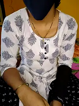 Snapshot of lovelygirl4567 chatting on 2, 3, 2025 lovelygirl4567 online show from 2, 3, 2025