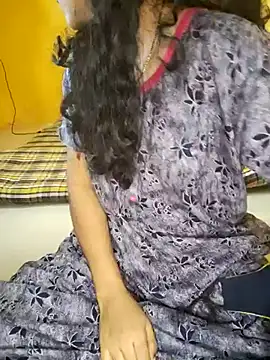 Snapshot of lovelygirl4567 chatting on 5, 3, 2025 lovelygirl4567 online show from 5, 3, 2025