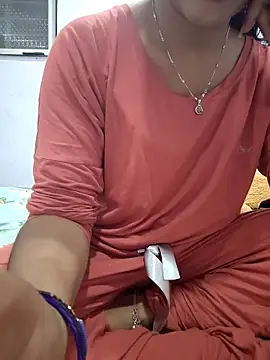 Snapshot of lovelygirl4567 chatting on 4, 5, 2026 lovelygirl4567 online show from 4, 5, 2026