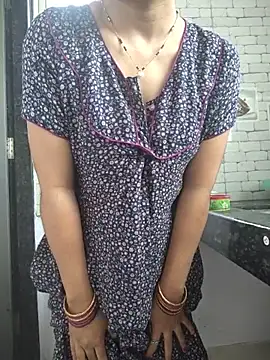 Snapshot of lovelygirl4567 chatting on 10, 7, 2026 lovelygirl4567 online show from 10, 7, 2026