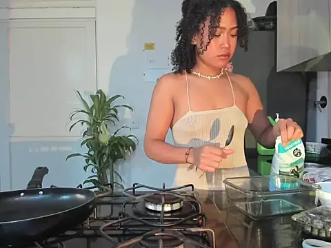 bronwgirl69 online show from 16, 10, 2025