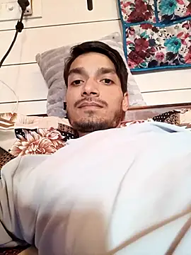 Snapshot of Tarun_0026 chatting on 15, 9, 2025 Tarun 0026 online show from 15, 9, 2025