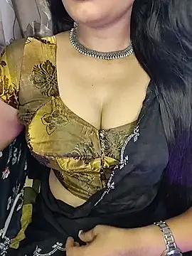 Snapshot of Hot__sallie chatting on 4, 6, 2026 Hot sallie online show from 4, 6, 2026