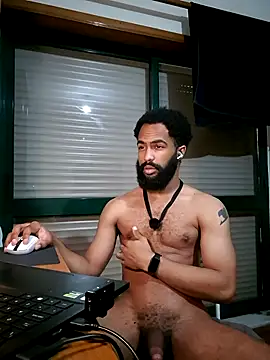Snapshot of kevi_cocks chatting on 19, 5, 2026 kevi cocks online show from 19, 5, 2026