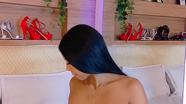 AbieHills online show from 28, 11, 2025