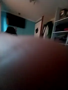 Snapshot of Elrep_tile chatting on 4, 3, 2025 Elrep tile online show from 4, 3, 2025