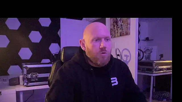 ozmit online show from 23, 1, 2025