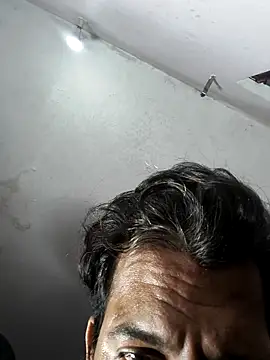 MAGNETICDADDY8 online show from 27, 11, 2025