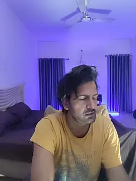 MAGNETICDADDY8 online show from 25, 3, 2026