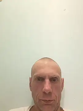 Snapshot of SoooV3ryKinky chatting on 4, 1, 2025 SoooV3ryKinky online show from 4, 1, 2025