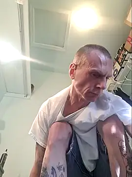 Snapshot of SoooV3ryKinky chatting on 1, 2, 2025 SoooV3ryKinky online show from 1, 2, 2025