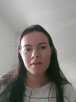 Snapshot of camillebr chatting on 2, 1, 2025 camillebr online show from 2, 1, 2025