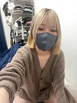 Snapshot of Hikaru-chan chatting on 9, 3, 2025 Hikaru-chan online show from 9, 3, 2025