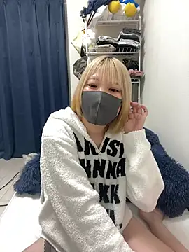 Snapshot of Hikaru-chan chatting on 13, 3, 2025 Hikaru-chan online show from 13, 3, 2025