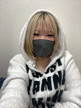 Snapshot of Hikaru-chan chatting on 13, 3, 2025 Hikaru-chan online show from 13, 3, 2025