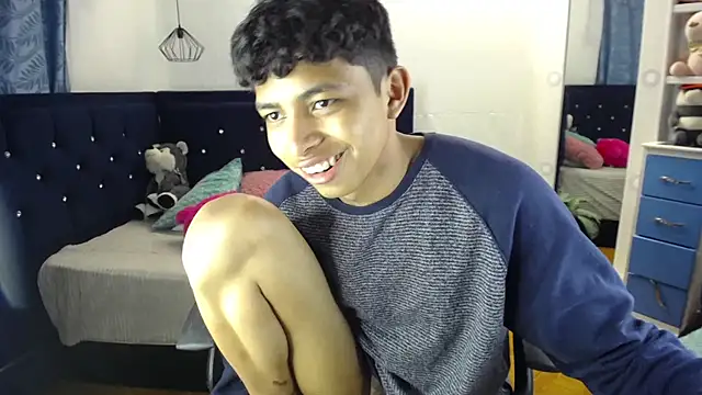 Snapshot of twinkmilk_ chatting on 19, 3, 2025 twinkmilk online show from 19, 3, 2025